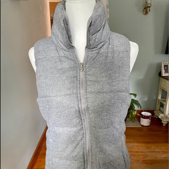 Old Navy Winter Vest - Picture 2 of 9